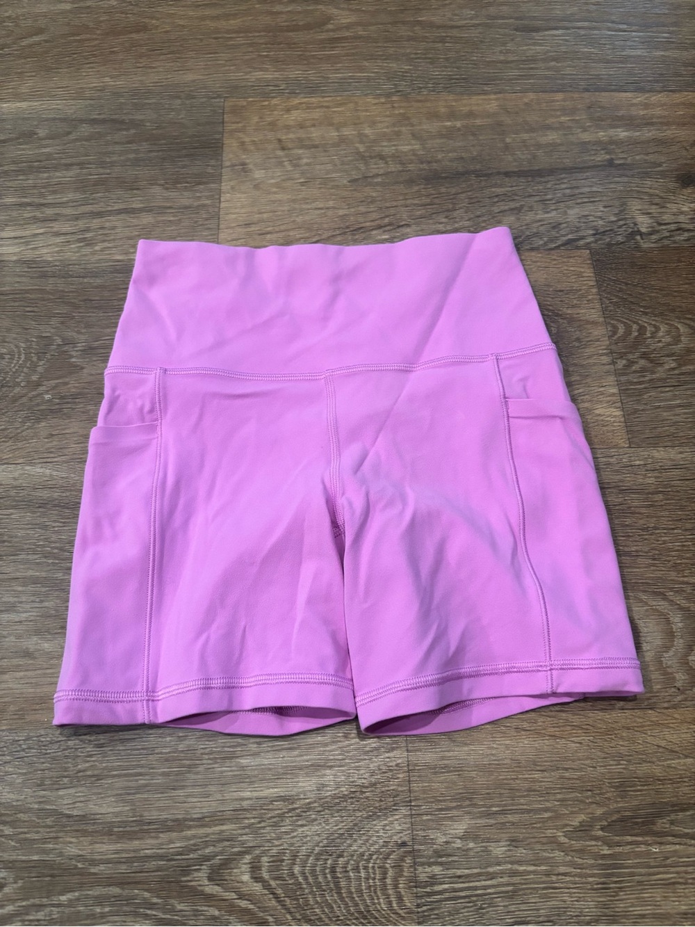 Athleta Salutation Stash 5 Inch Shorts Purple High Rise Womens XS